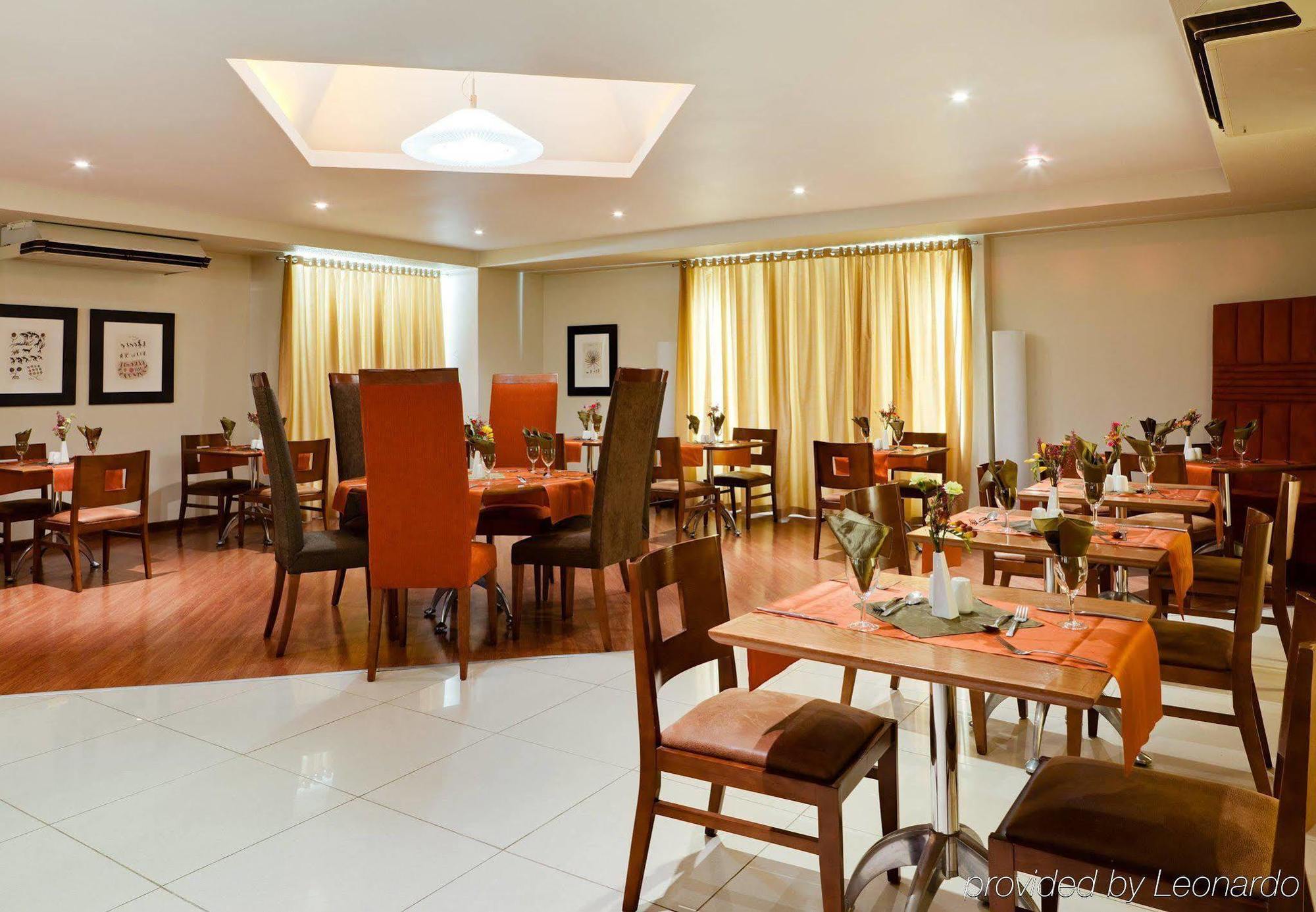 The Oasis Hotel Upington Exterior photo