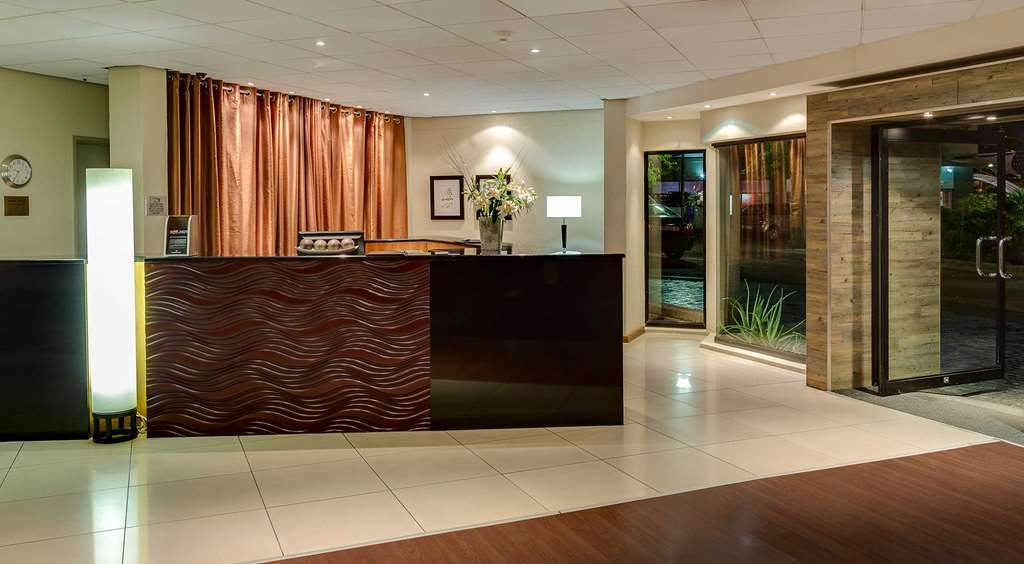 The Oasis Hotel Upington Interior photo