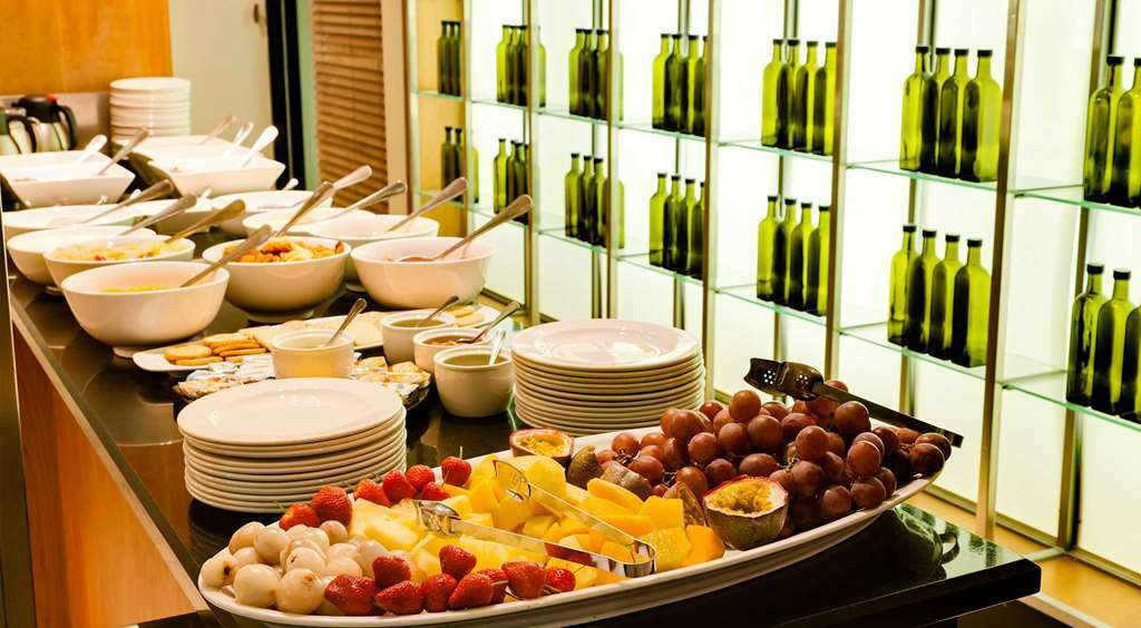 The Oasis Hotel Upington Restaurant photo